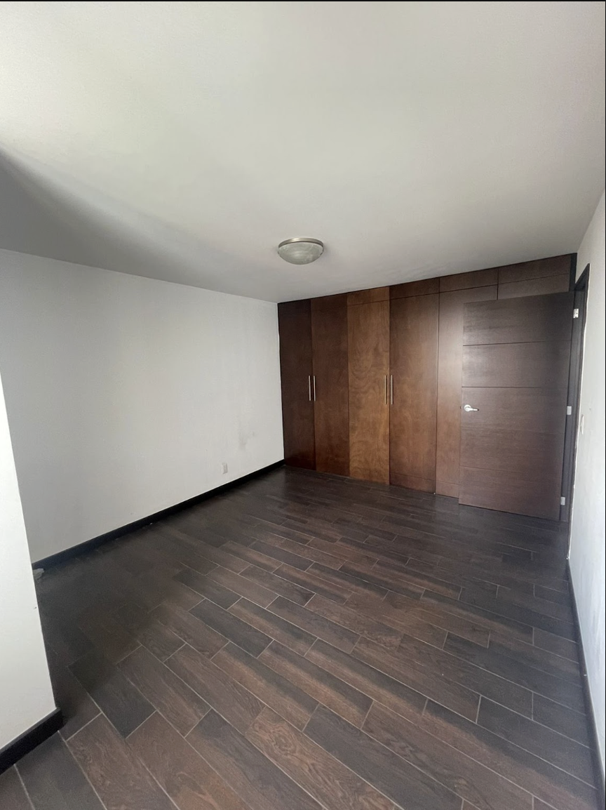 ALQUILER DE CÉNTRICO APARTAMENTO – ATTICA, ZONA 14 - Image 3