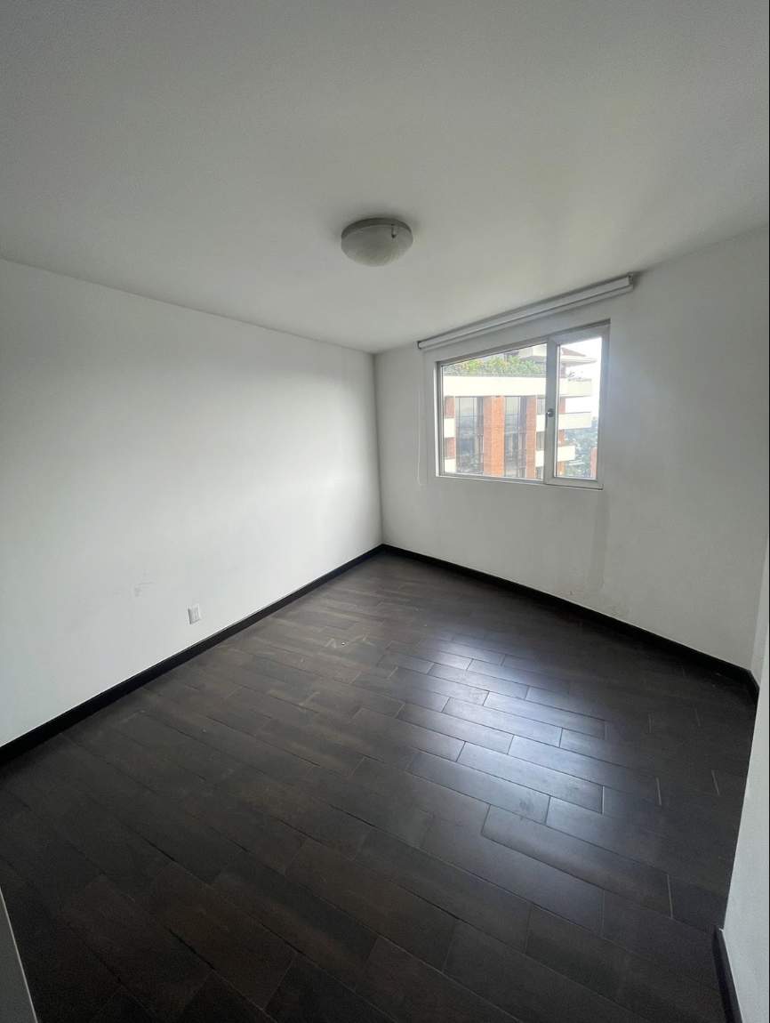 ALQUILER DE CÉNTRICO APARTAMENTO – ATTICA, ZONA 14 - Image 4