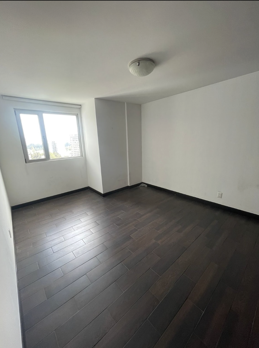 ALQUILER DE CÉNTRICO APARTAMENTO – ATTICA, ZONA 14 - Image 5