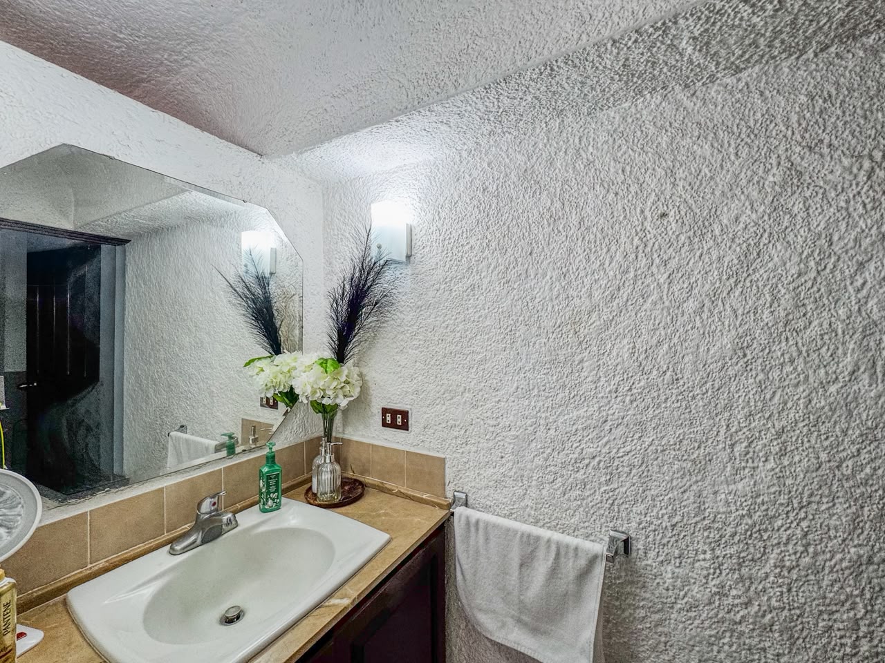 VENTA DE CÉNTRICO APARTAMENTO – EL FERROL, ZONA 15 - Miniatura 6