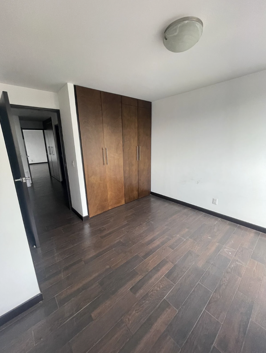 ALQUILER DE CÉNTRICO APARTAMENTO – ATTICA, ZONA 14 - Miniatura 8