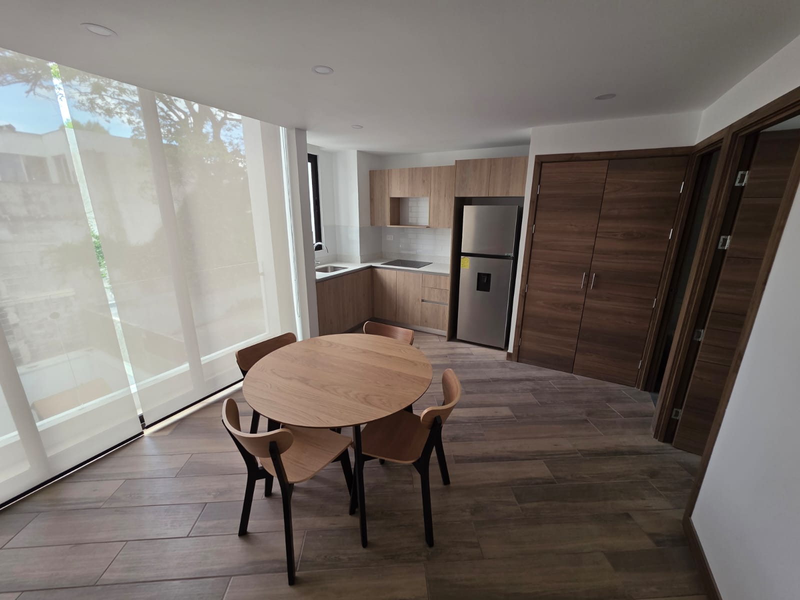 ALQUILER DE LINDO APARTAMENTO AMUEBLADO – PRIVÉ, ZONA 15 - Miniatura 4