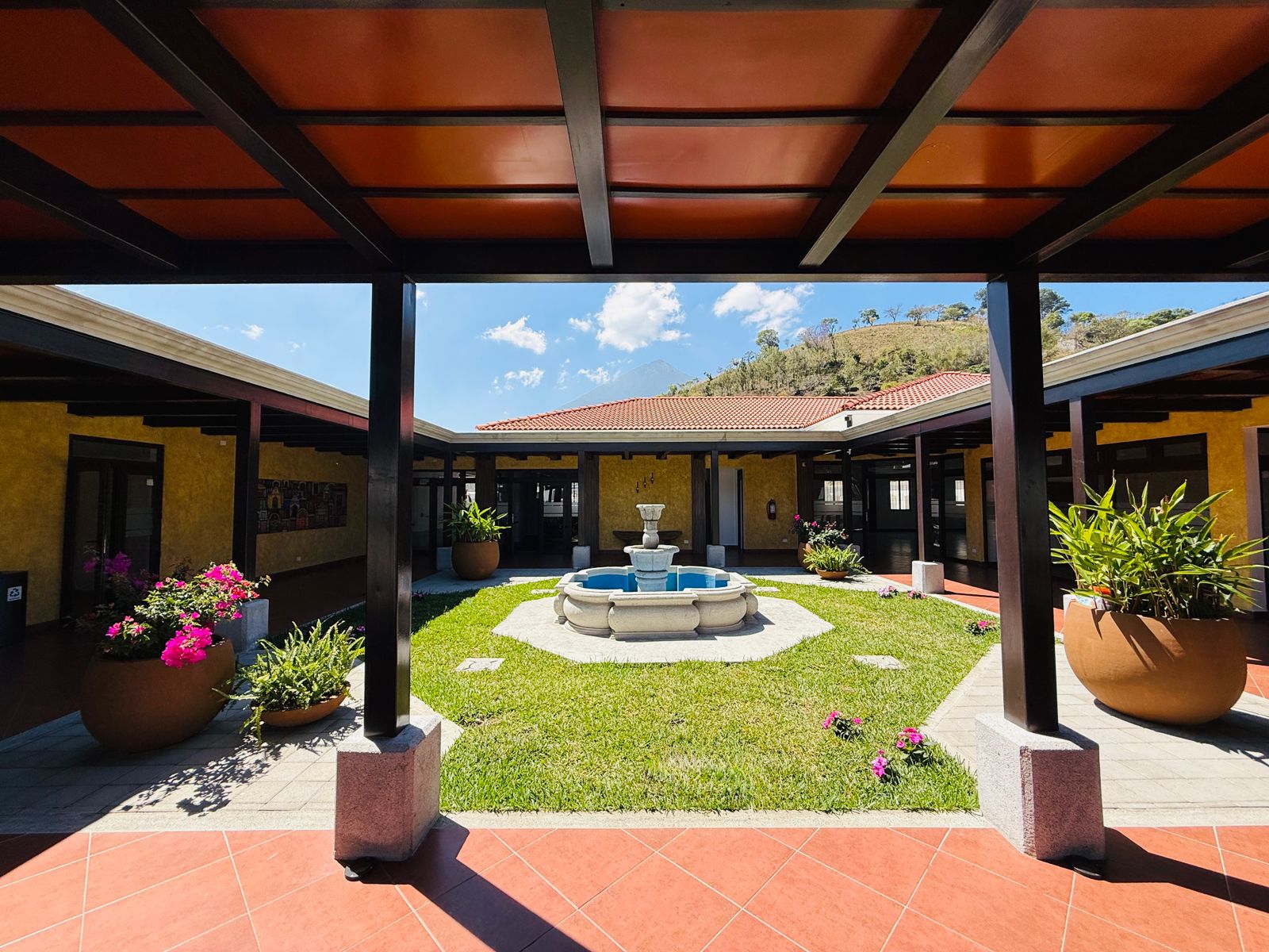 ALQUILER DE LINDA CASA – PASEO SAN LORENZO, ANTIGUA - Image 4