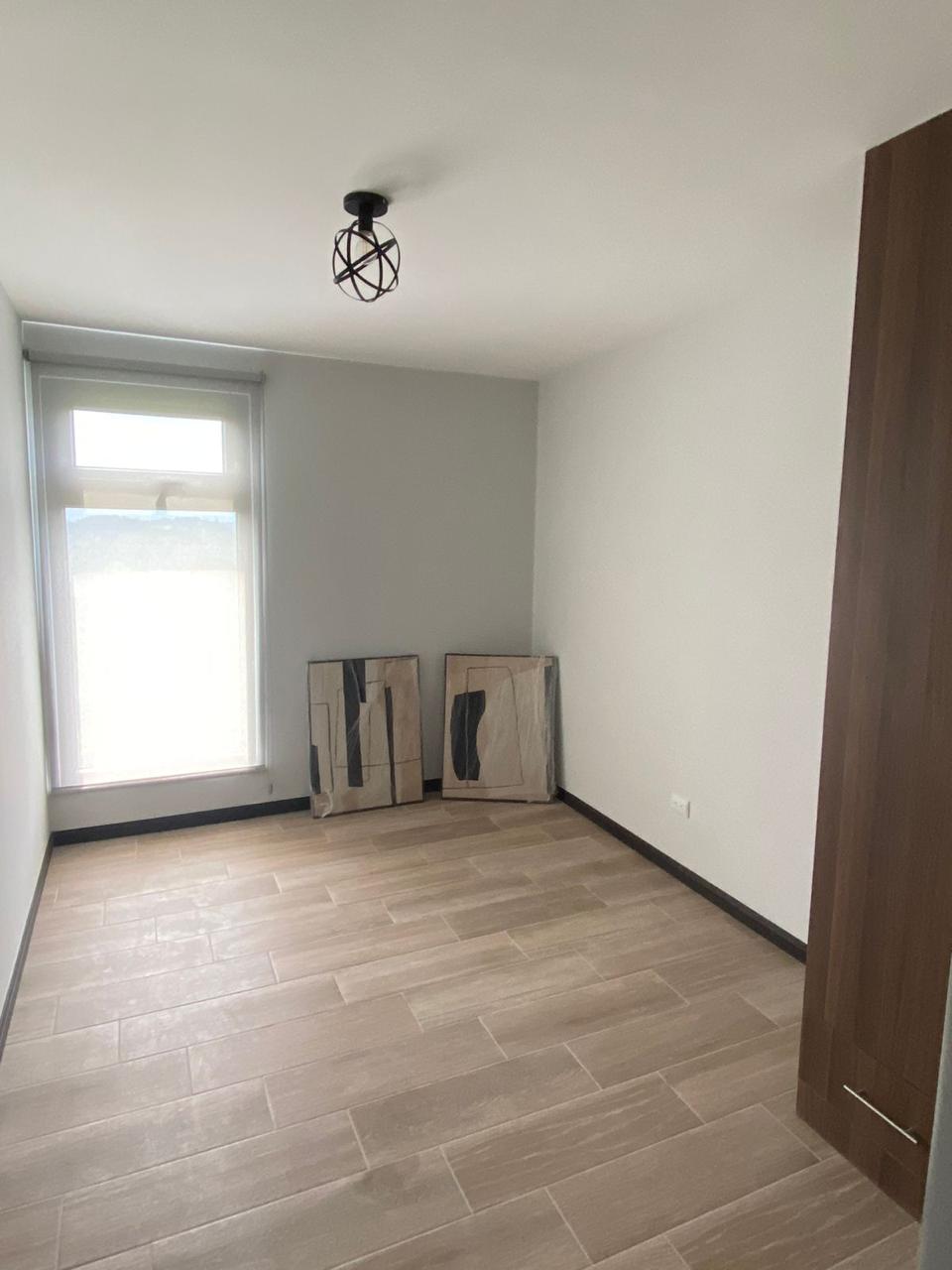 ALQUILER DE LINDO APARTAMENTO – NAGANO, ZONA 16 - Image 4
