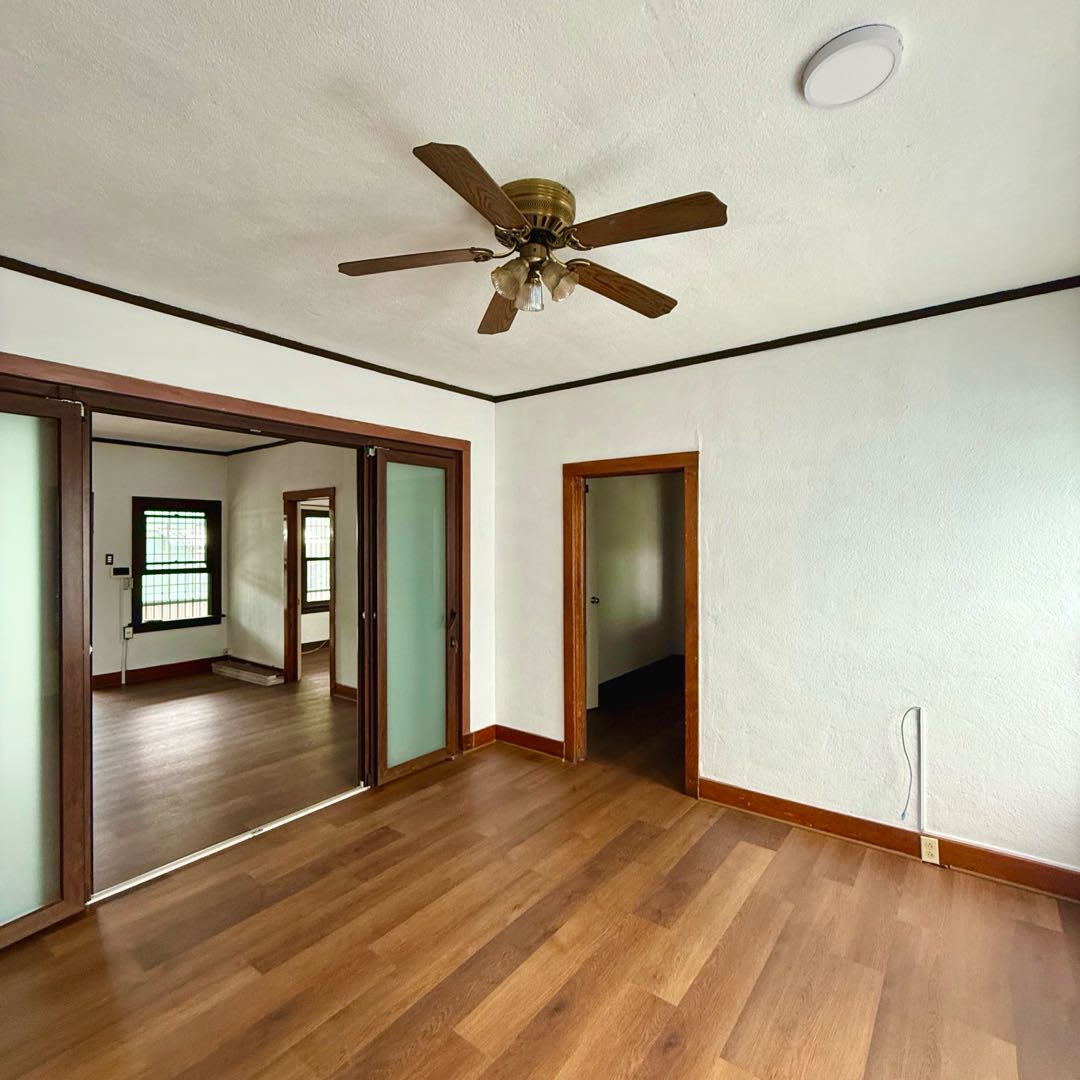 ALQUILER DE AMPLIA Y CÉNTRICA CASA – ZONA 13 - Image 4