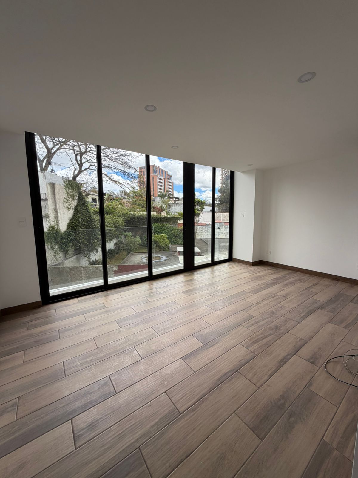VENTA DE LINDO Y CÉNTRICO APARTAMENTO – PRIVÉ, ZONA 15 - Image 2